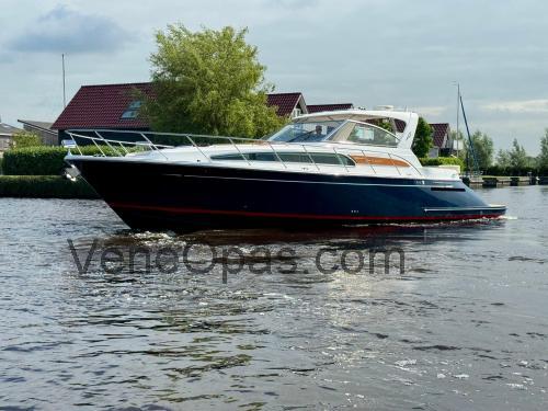 Tekniset tiedot ja arvostelut